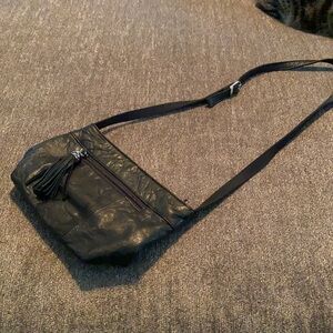 Hush Puppies small black crossbody purse